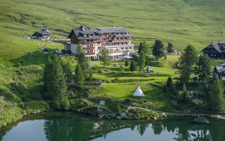 68--print_HeidiHotel_Falkert_2023_by_Gert_Perauer
